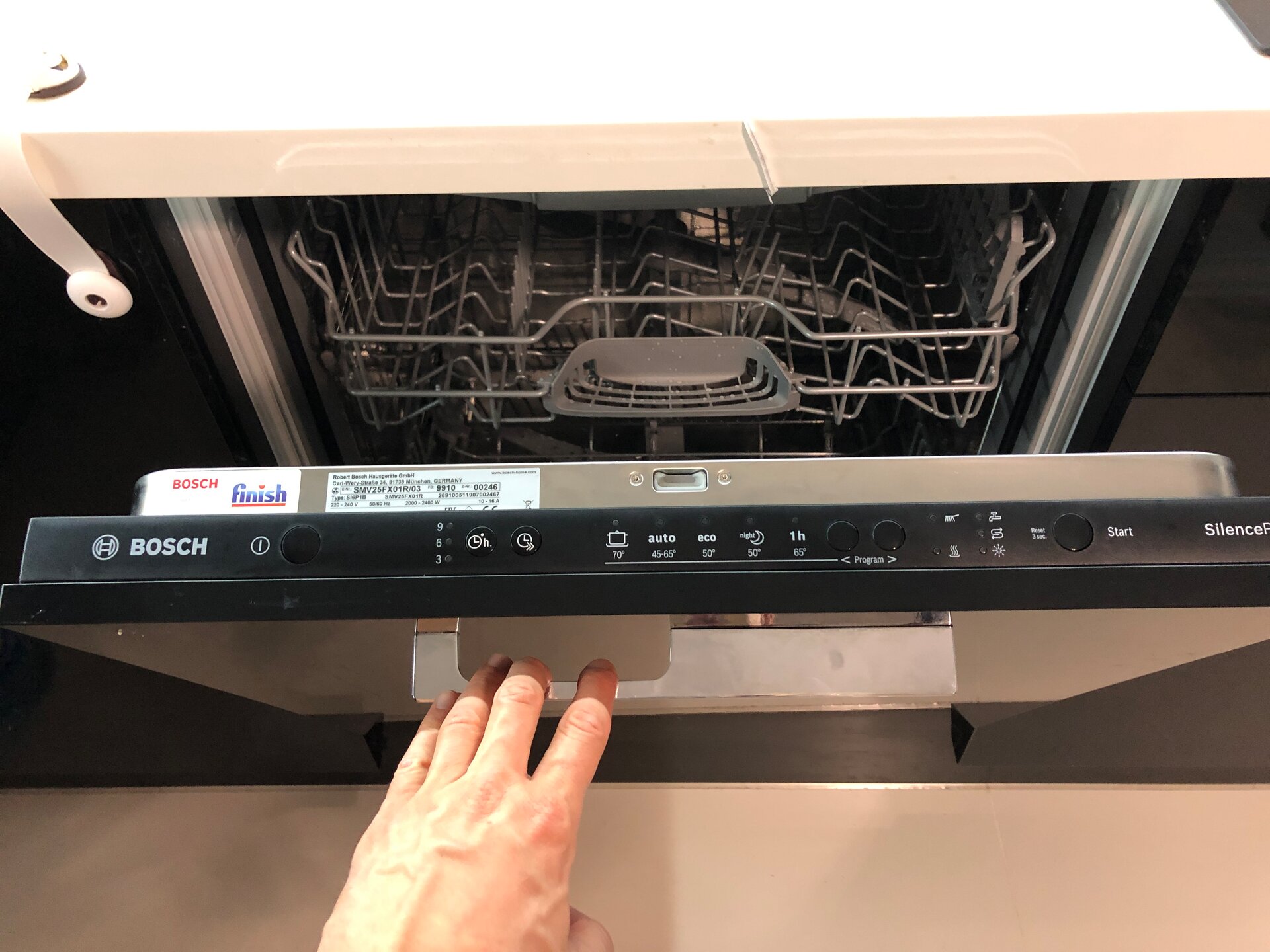 Первый пуск посудомоечной машины. Встраиваемая посудомоечная машина Bosch smv25fx01r. Посудомоечная машина на 60см. Bosch smv25fx01r. Посудомоечная машина встраиваемая Bosch smv25fx01r, 60 см. Посудомоечная машина Bosch SMV 25fx01 r.