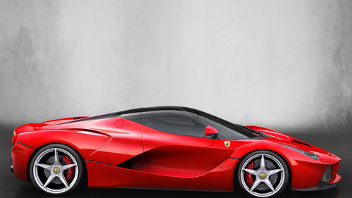 Ferrari LaFerrari сбоку