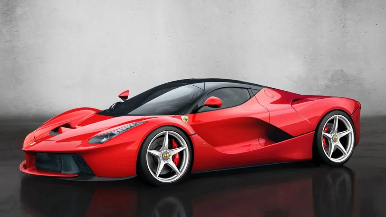 Ferrari LaFerrari - 2,5 секунды от 0 до 100 км. / ч.